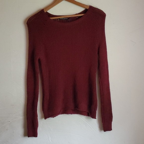 Brandy Melville Sweaters - Brandy Melville OS Sweater